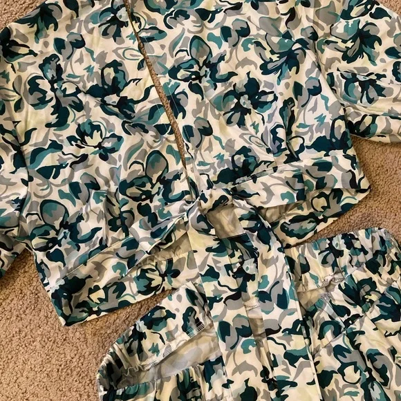 SHEIN - Allover Plant Print Cut Out Tie Back Puff Sleeve Dress - Picture 5 of 5